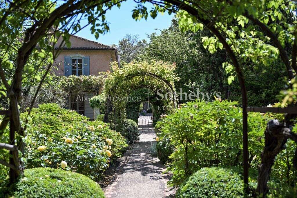 Maison à AIX-EN-PROVENCE