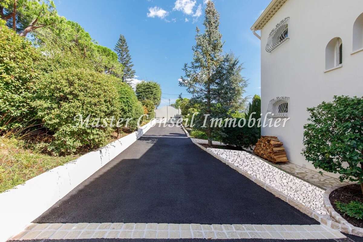 Domaine privé  superbe villa 8p 280m² contemporaine renovee  vue mer - photo 16