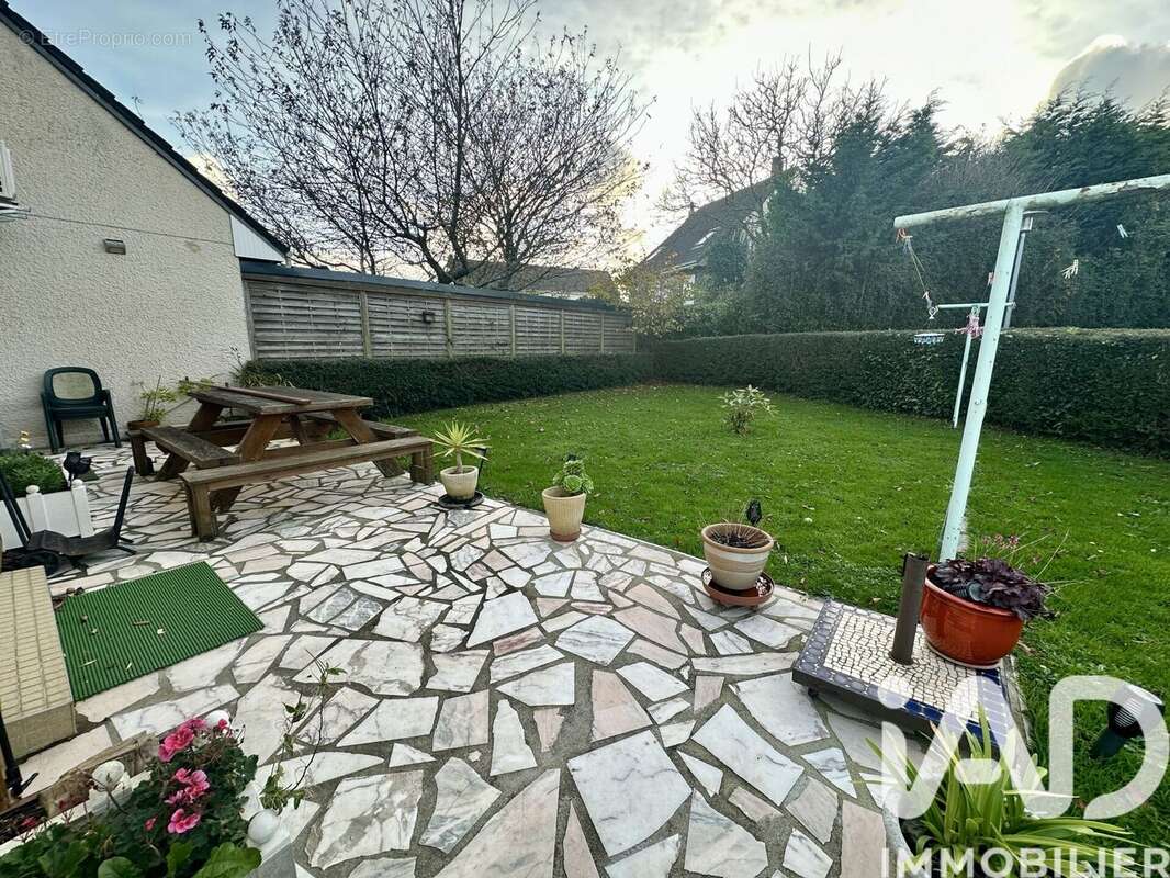 Photo 2 - Maison à QUERQUEVILLE