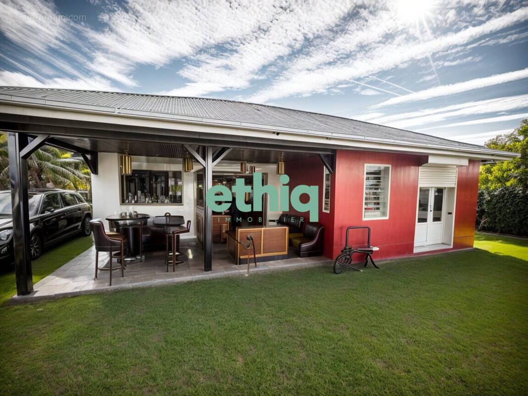 Maison à BAIE-MAHAULT