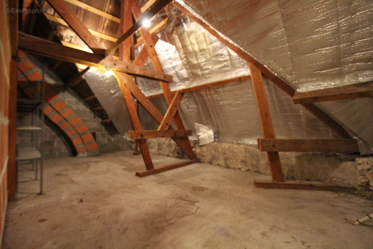 Maison à LA MARCHE