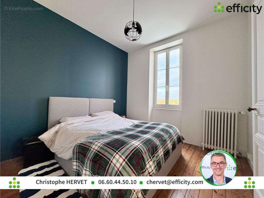 Maison à RUELLE-SUR-TOUVRE