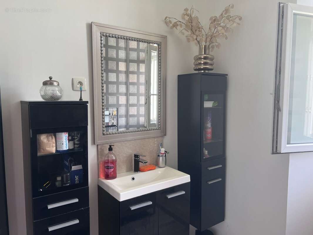 Maison à vendre 5 pièces VARZAY (17) avec piscine - photo 16