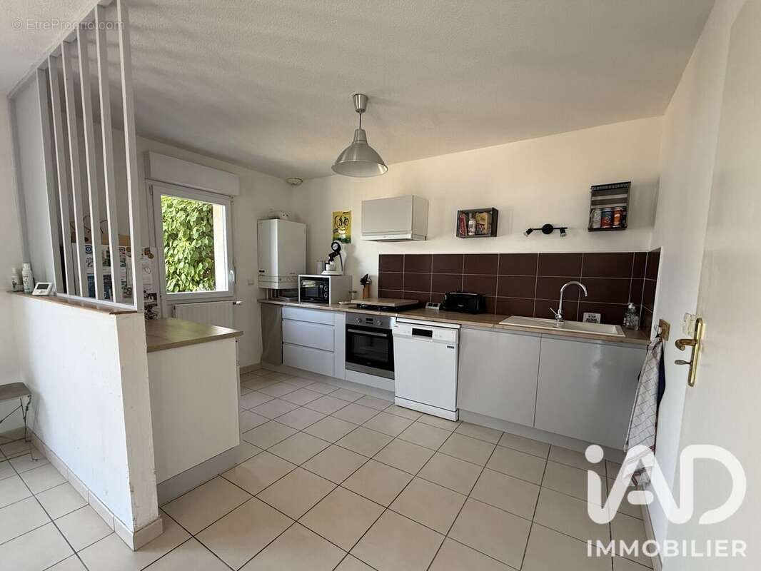 Maison 103 m² à Treffiagat  - photo 3