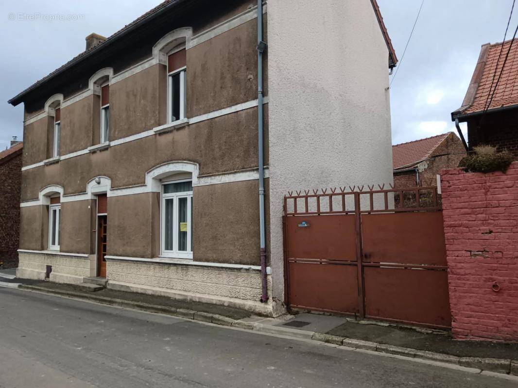 Maison à ROCLINCOURT