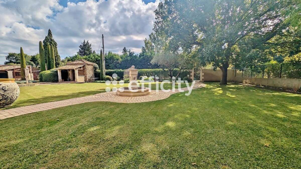 Maison à SAINT-REMY-DE-PROVENCE