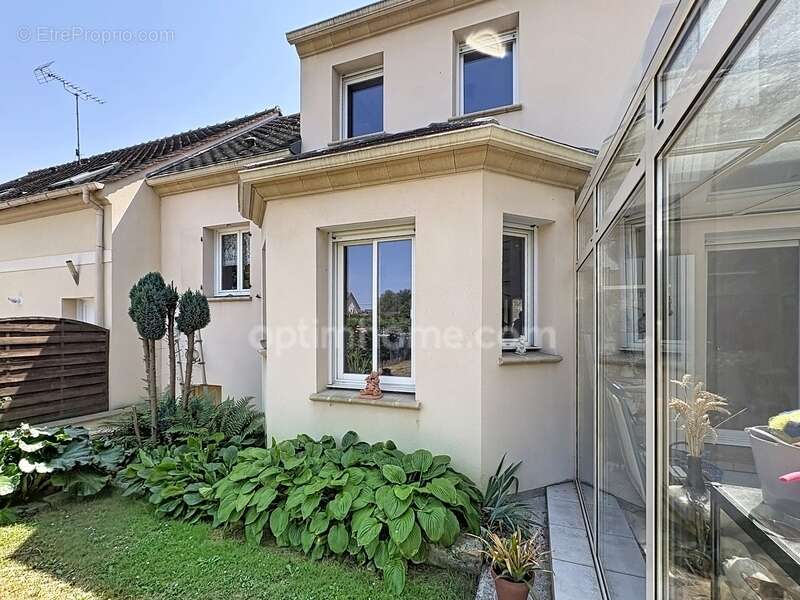 Maison à PARMAIN