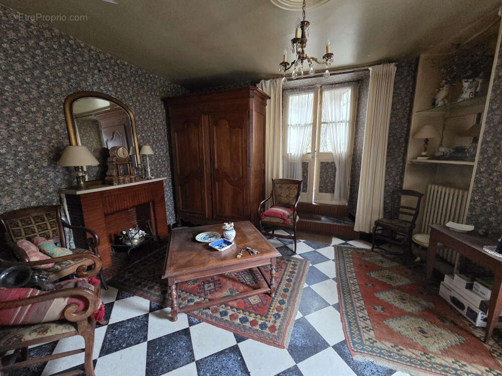 Maison à ROCHECHOUART