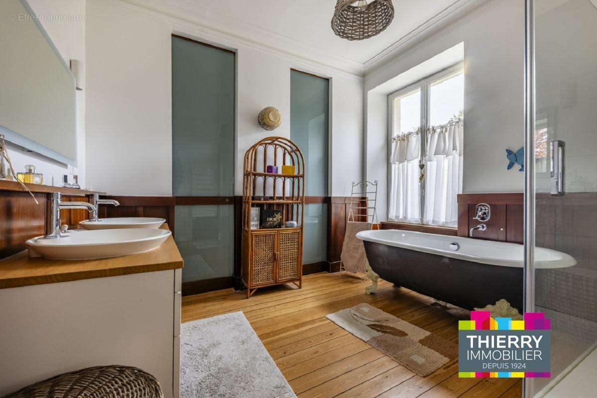 Maison à MAUVES-SUR-LOIRE