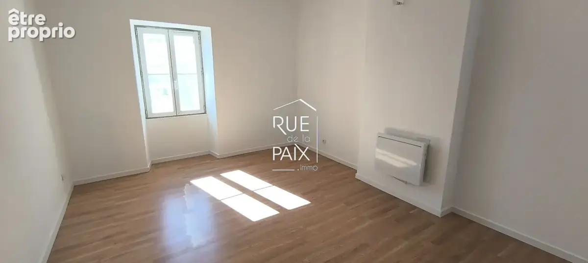 Maison de bourg rénovée - photo 4