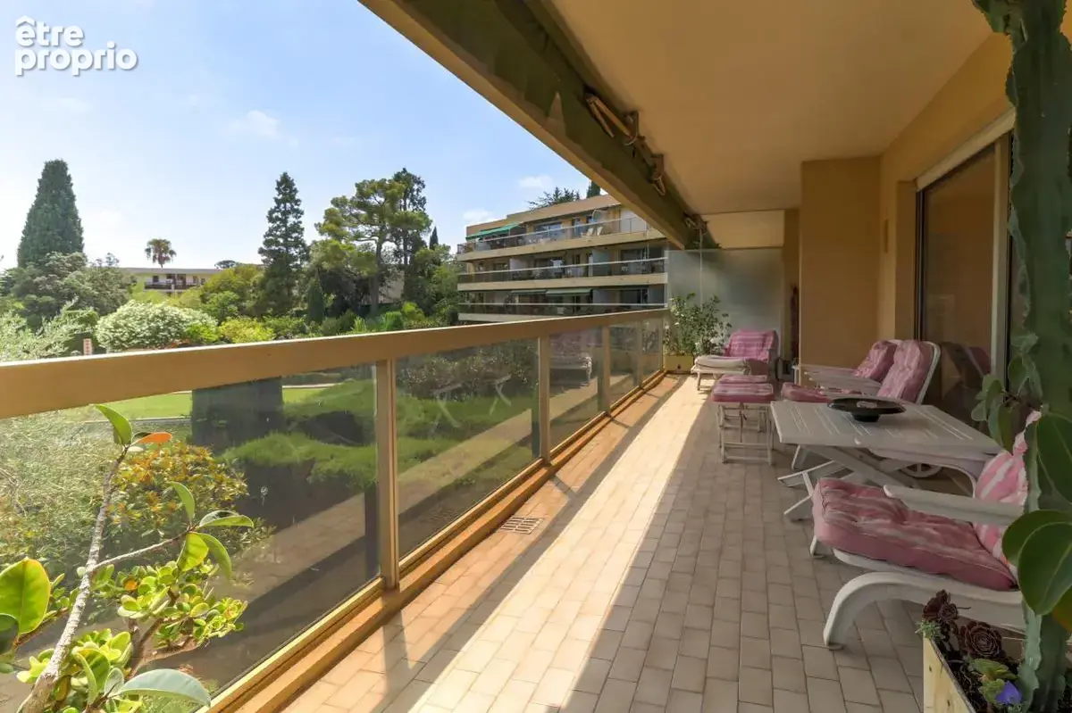 Résidence de prestige Château St-Anne 4p avec terrasses - photo 21