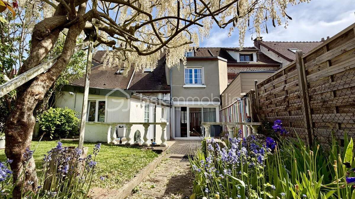 Maison de ville-3chambres-Jardin-Quartier Saint Cyr - photo 17