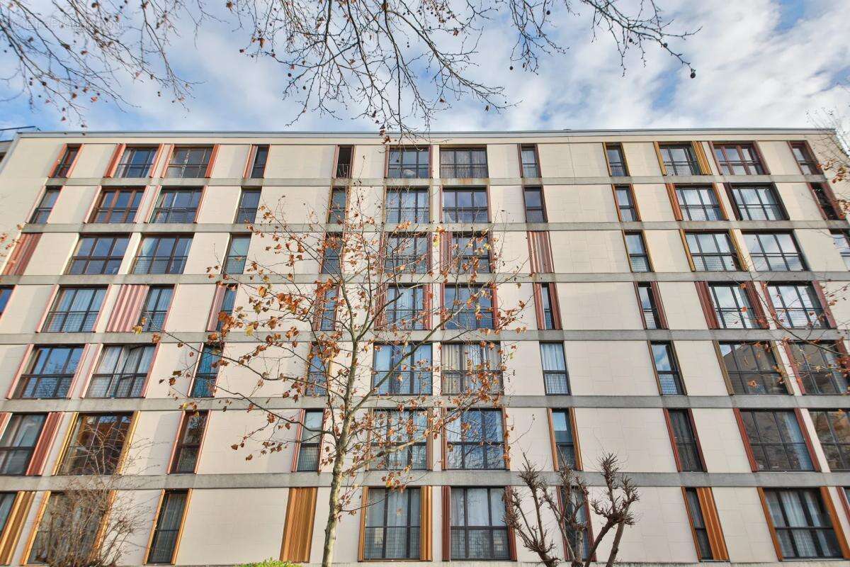 Appartement à MONTROUGE