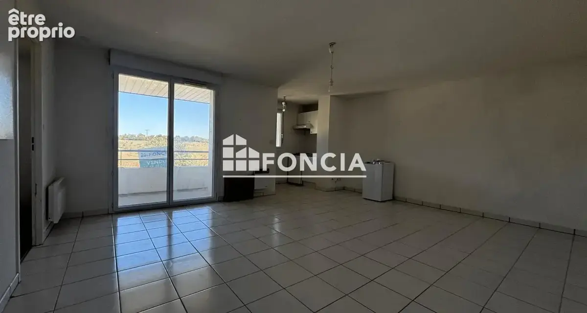 À vendre, agréable appartement T2 de 45 m² situé au 3ᵉ étage d'une résidence récente avec piscine - photo 5