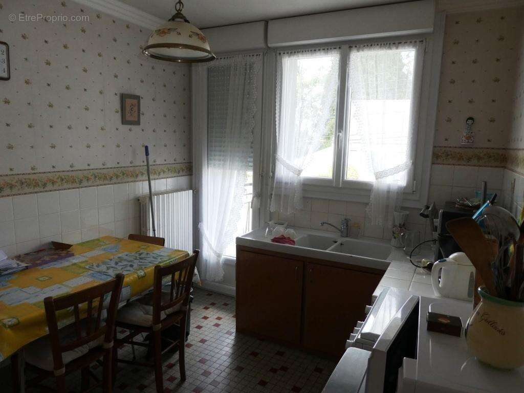 Maison 86 m² à Le Croisty  - photo 8