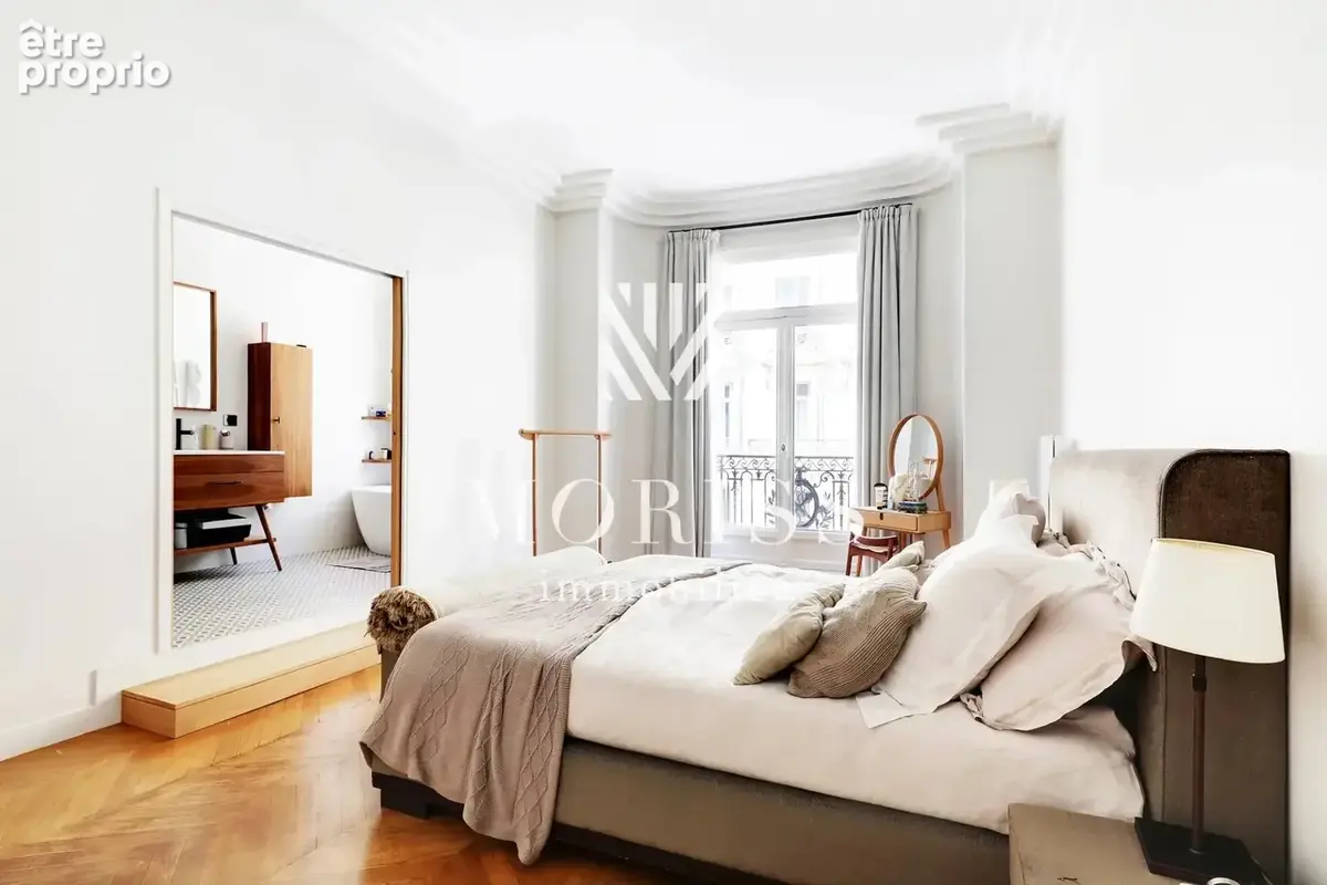 Paris xvii - plaine monceau - appartement 6 pièces -4 chambres - photo 2
