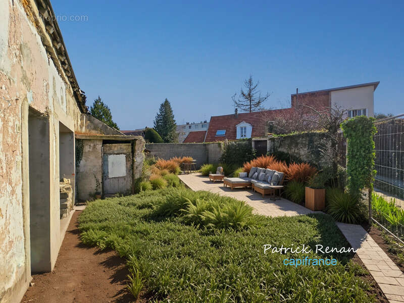 Maison à BOIS-D'ARCY