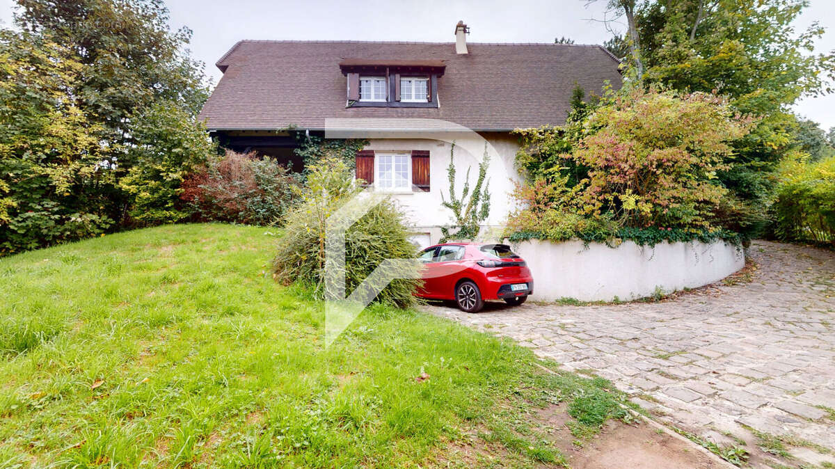 Maison à MARLY-LE-ROI