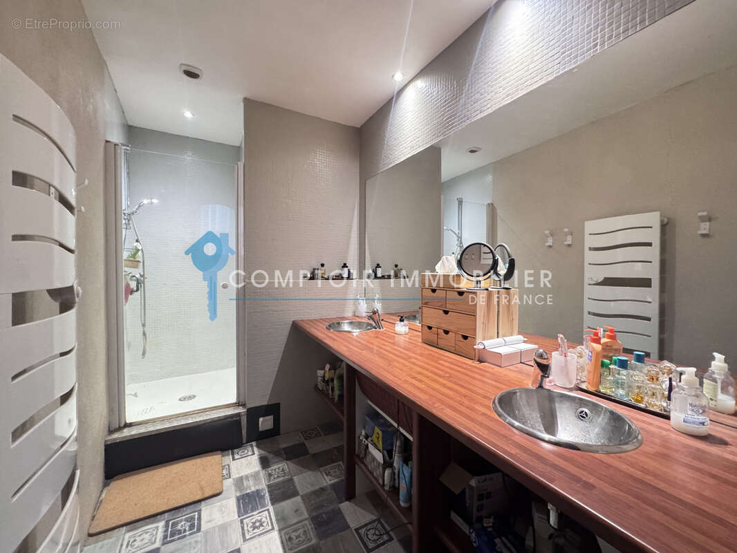 À vendre à Romans centre - Maison de ville T5 200m2 - photo 11