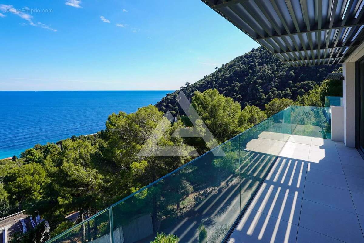 Èze bord de mer - villa contemporaine - vue mer panoramique - photo 4