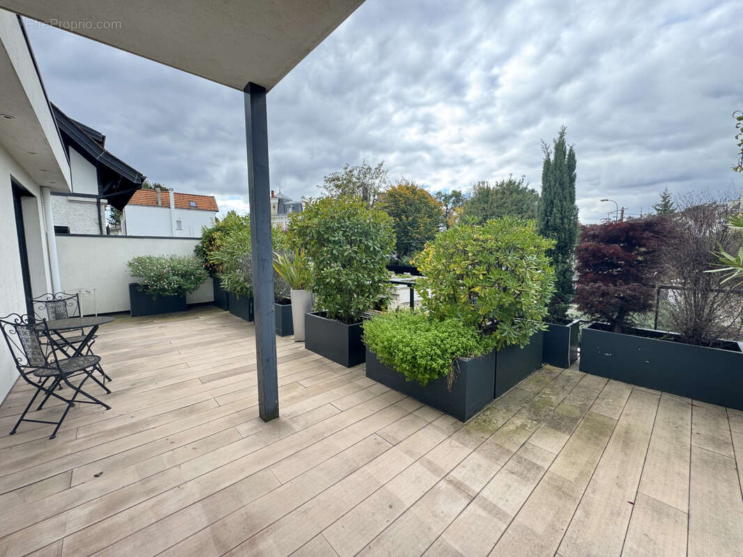 Maison à SAINT-MAUR-DES-FOSSES