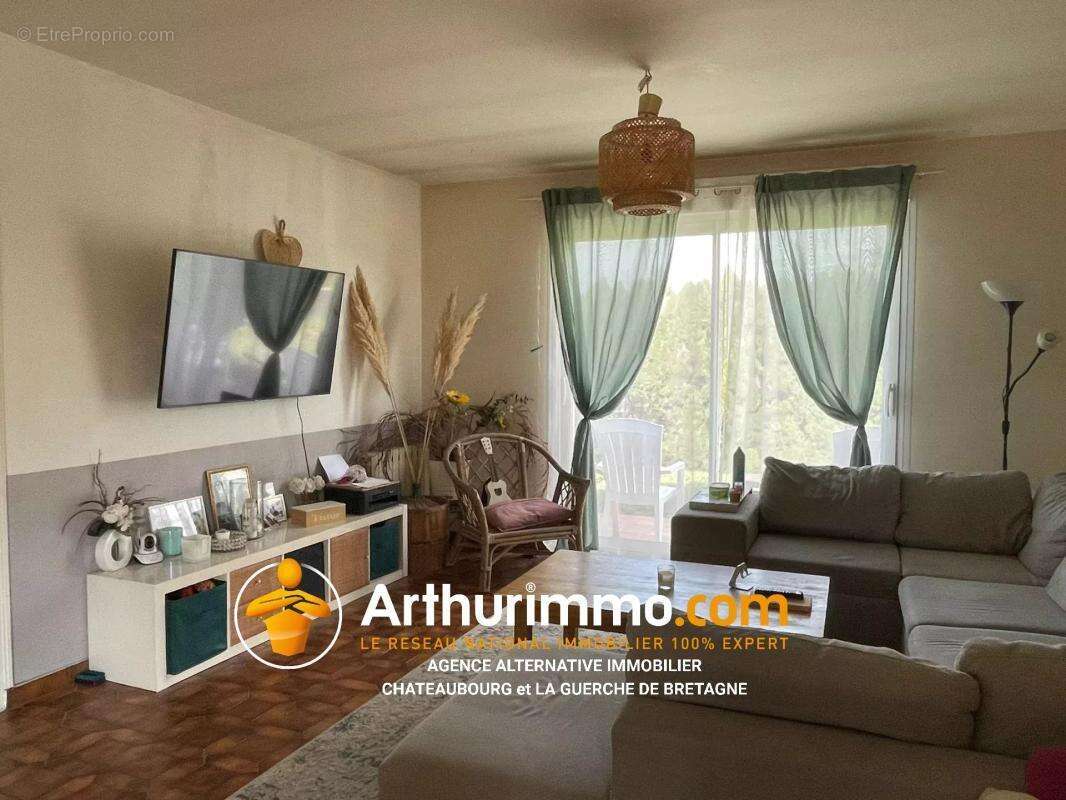 Maison à AVAILLES-SUR-SEICHE