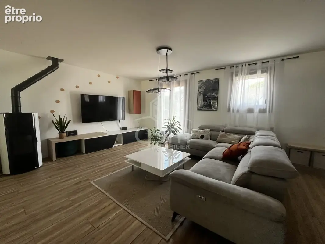 Maison 178 m² à Monts  - photo 3