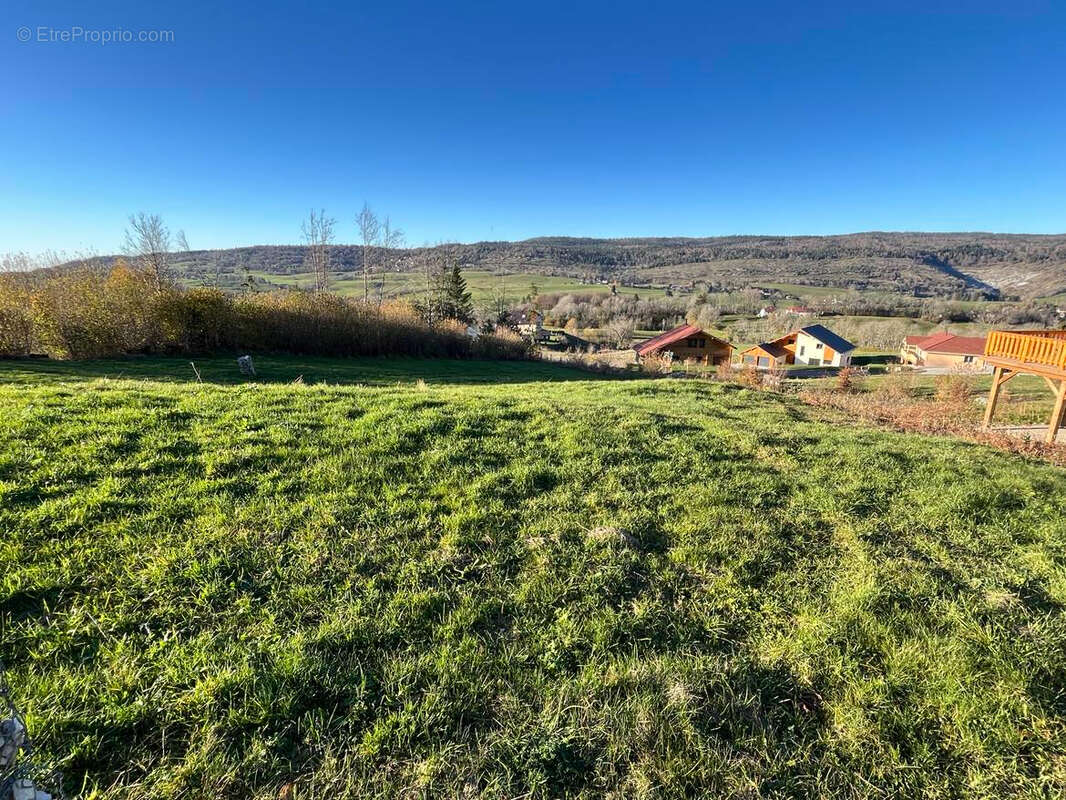Terrain à FONCINE-LE-HAUT