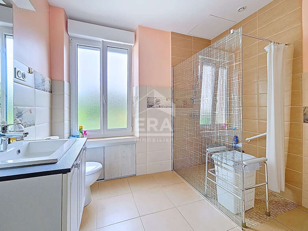 Maison à MONT-SAINT-MARTIN