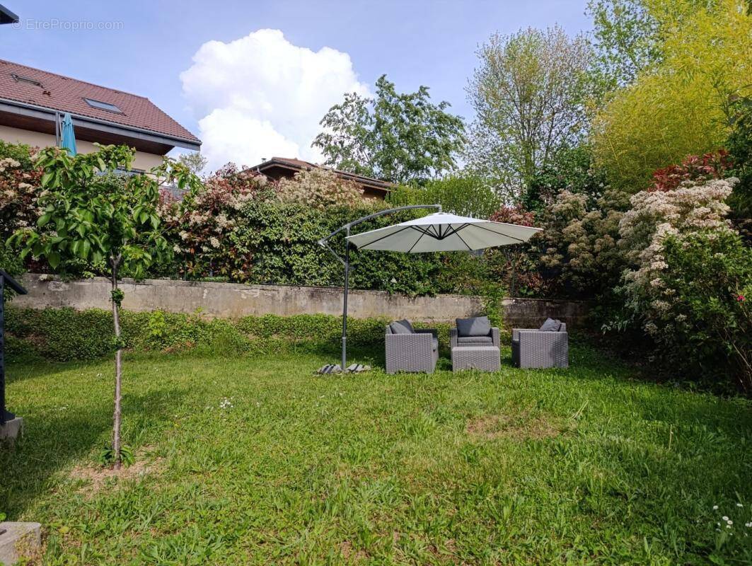 Appartement à ANNECY-LE-VIEUX