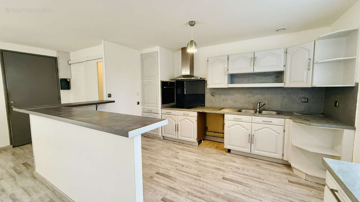 Maison à VERS-PONT-DU-GARD