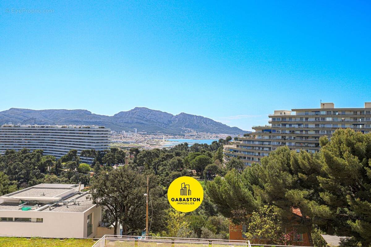 Appartement à MARSEILLE-8E