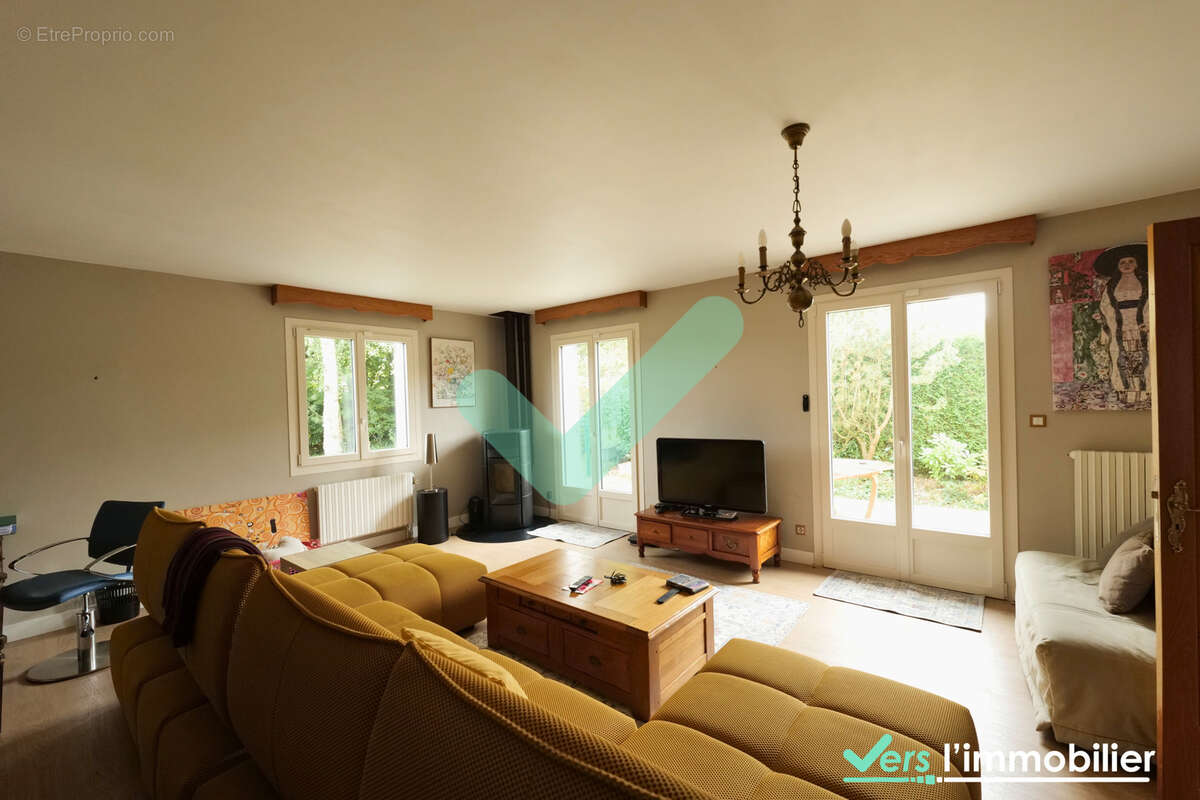 Maison à BRUGNY-VAUDANCOURT