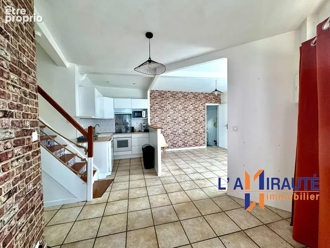 Maison de ville - photo 1