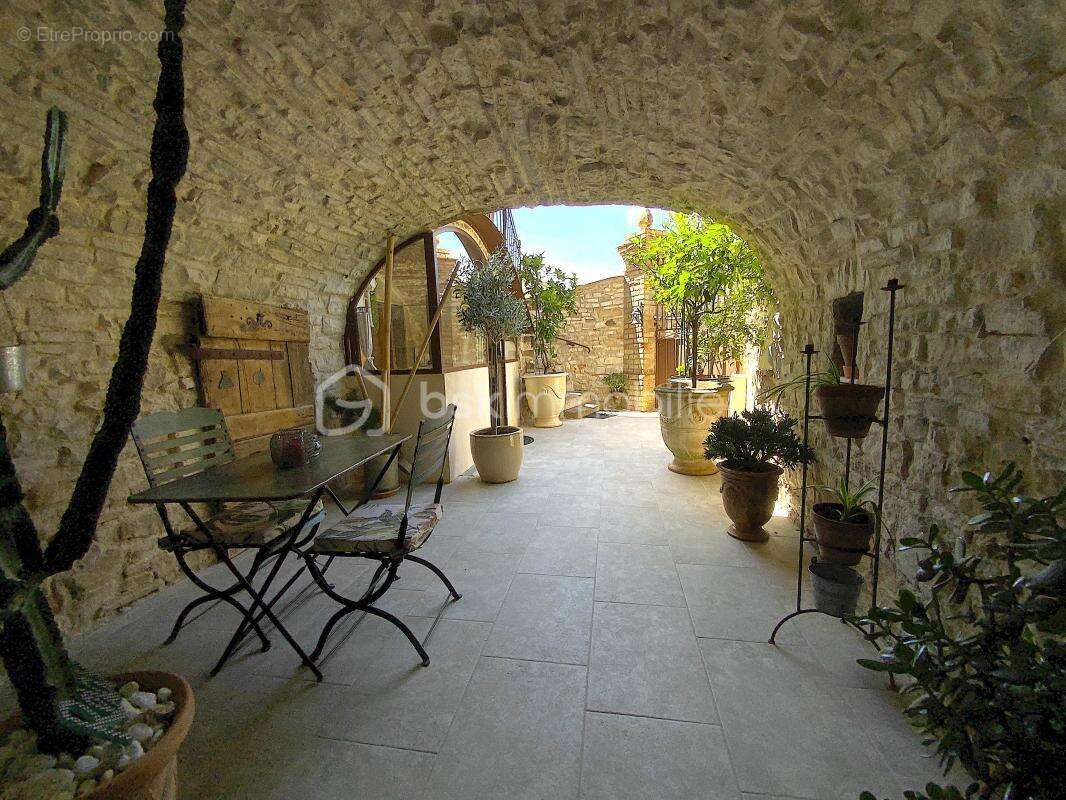 Propriété de caractère aux portes d’Uzès - photo 7