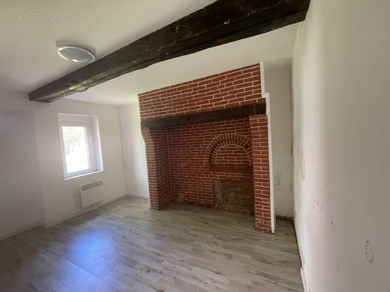 Maison à TALMONTIERS