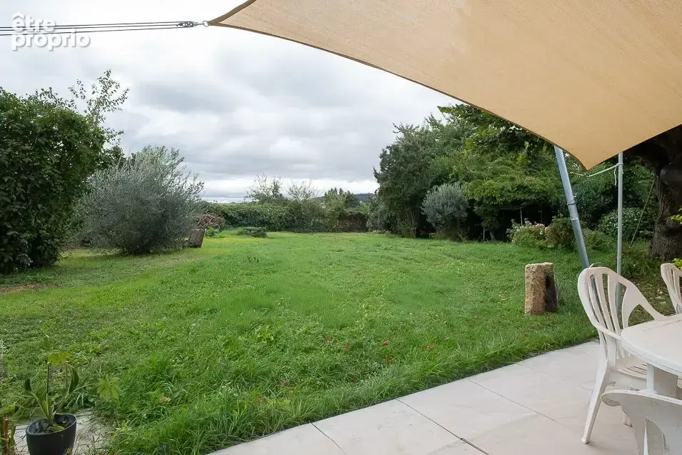 Propriété de caractère et rénovation d'exception à Limas - photo 17