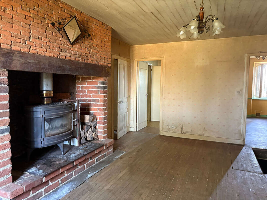 Maison à SAINT-MARTIN-LE-VIEUX