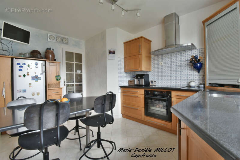 Maison à BONCHAMP-LES-LAVAL