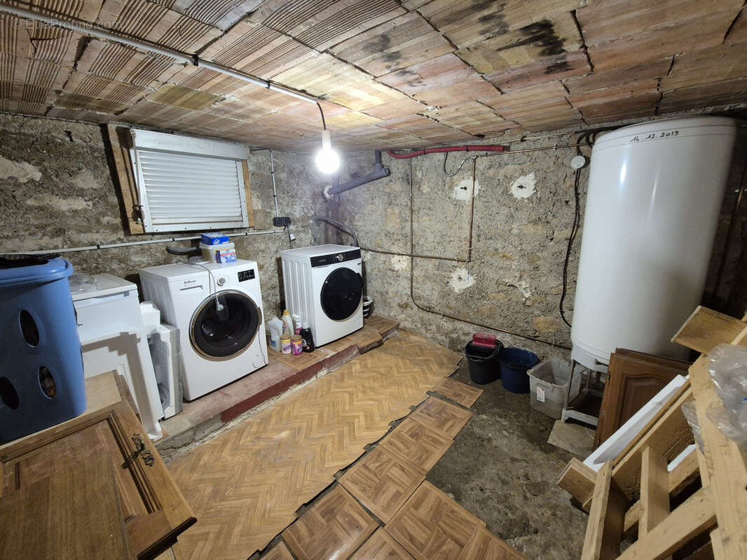 Maison à MAUBERT-FONTAINE