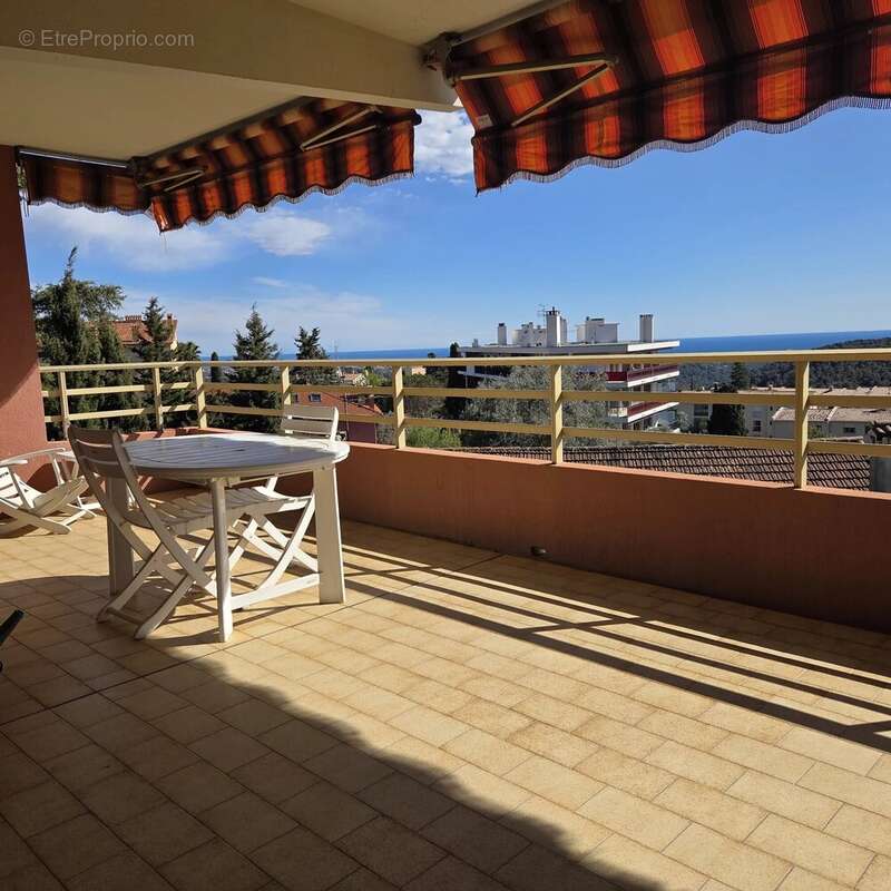 Appartement à VENCE