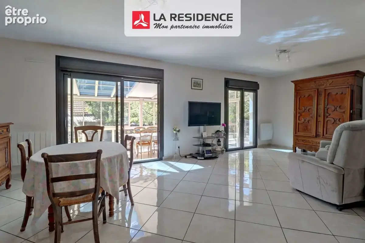 Maison 6 pièces 142 m² à vendre à Neuville-Sur-Oise (95000) - photo 3