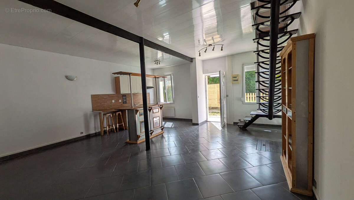 Maison à FRESNOY-LE-GRAND