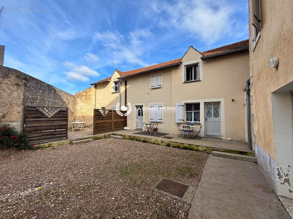 Appartement à CHATILLON-SUR-LOIRE