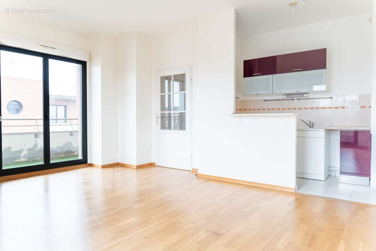 Appartement 63 m² à Orleans  - photo 2