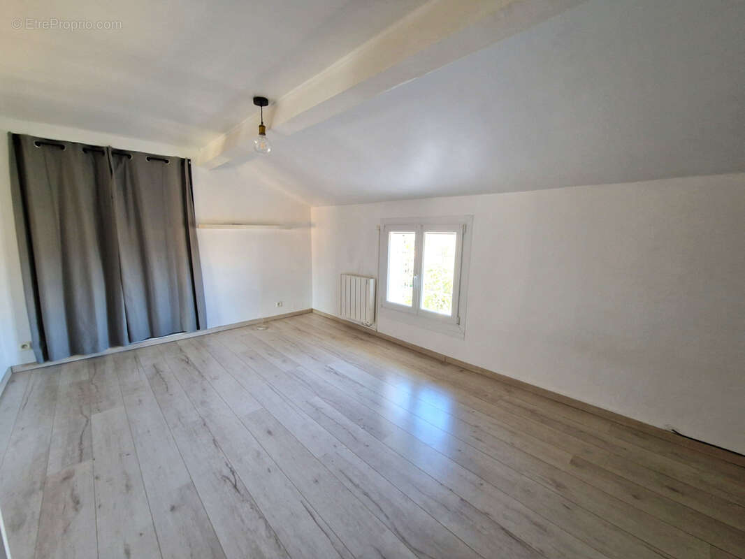 Maison à SIX-FOURS-LES-PLAGES