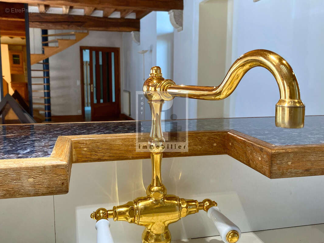 Maison à GREZ-SUR-LOING