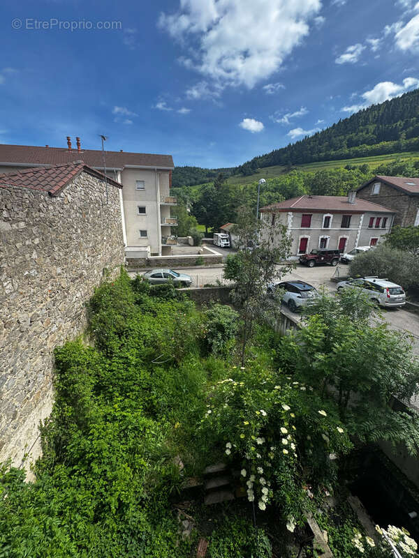 Appartement à BOURG-ARGENTAL
