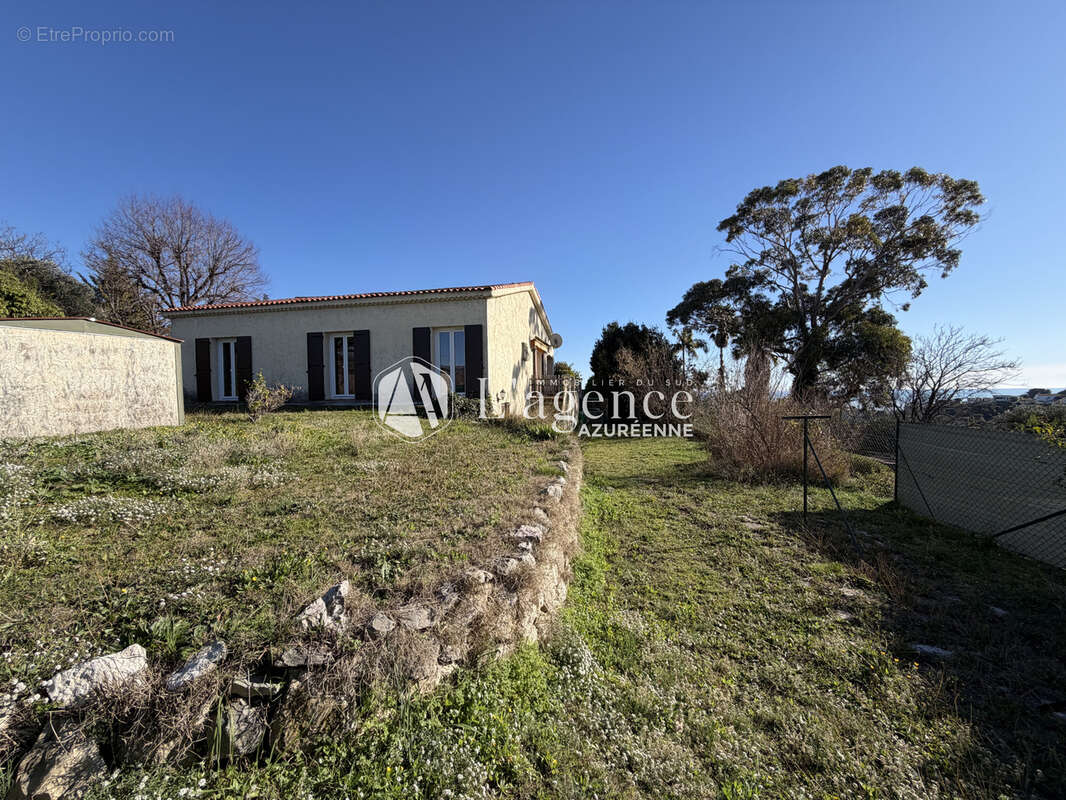 Maison à CAGNES-SUR-MER