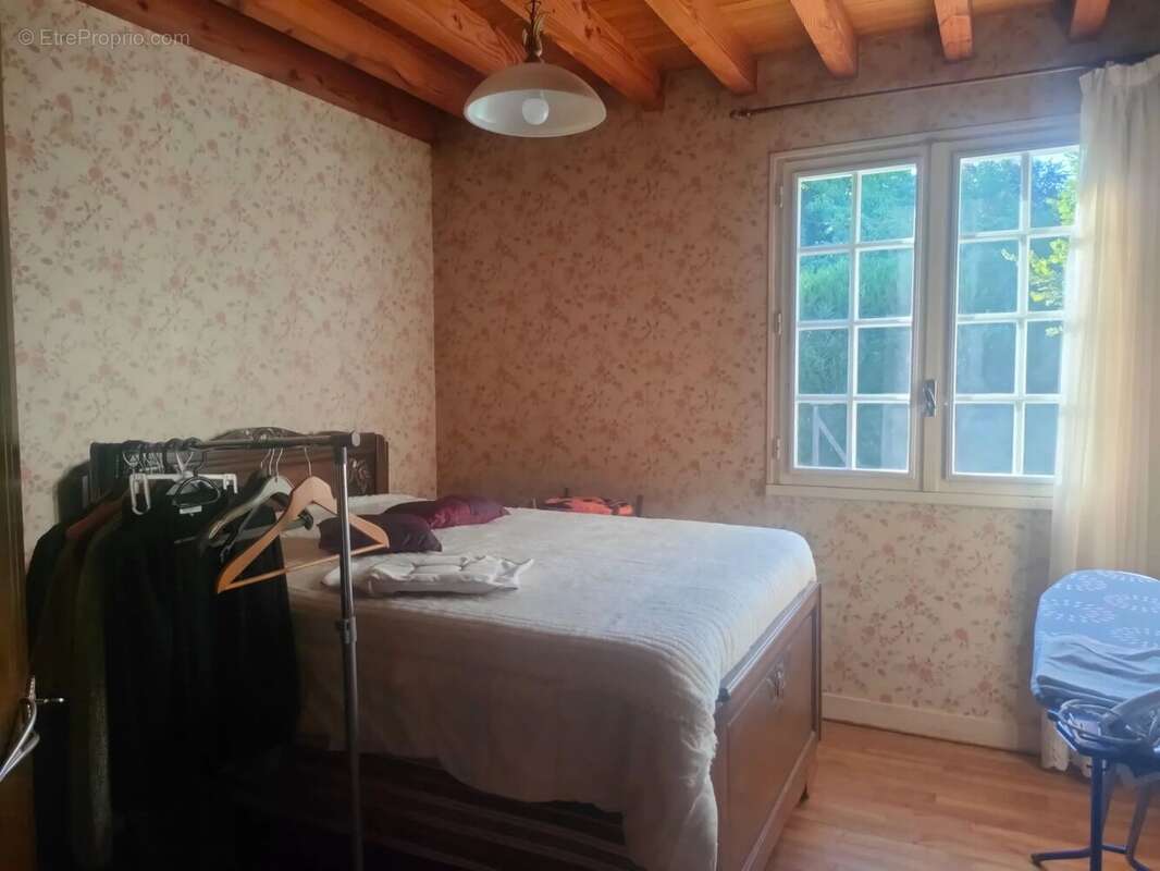 Maison 69 m² à Champagnac-La-Riviere  - photo 7